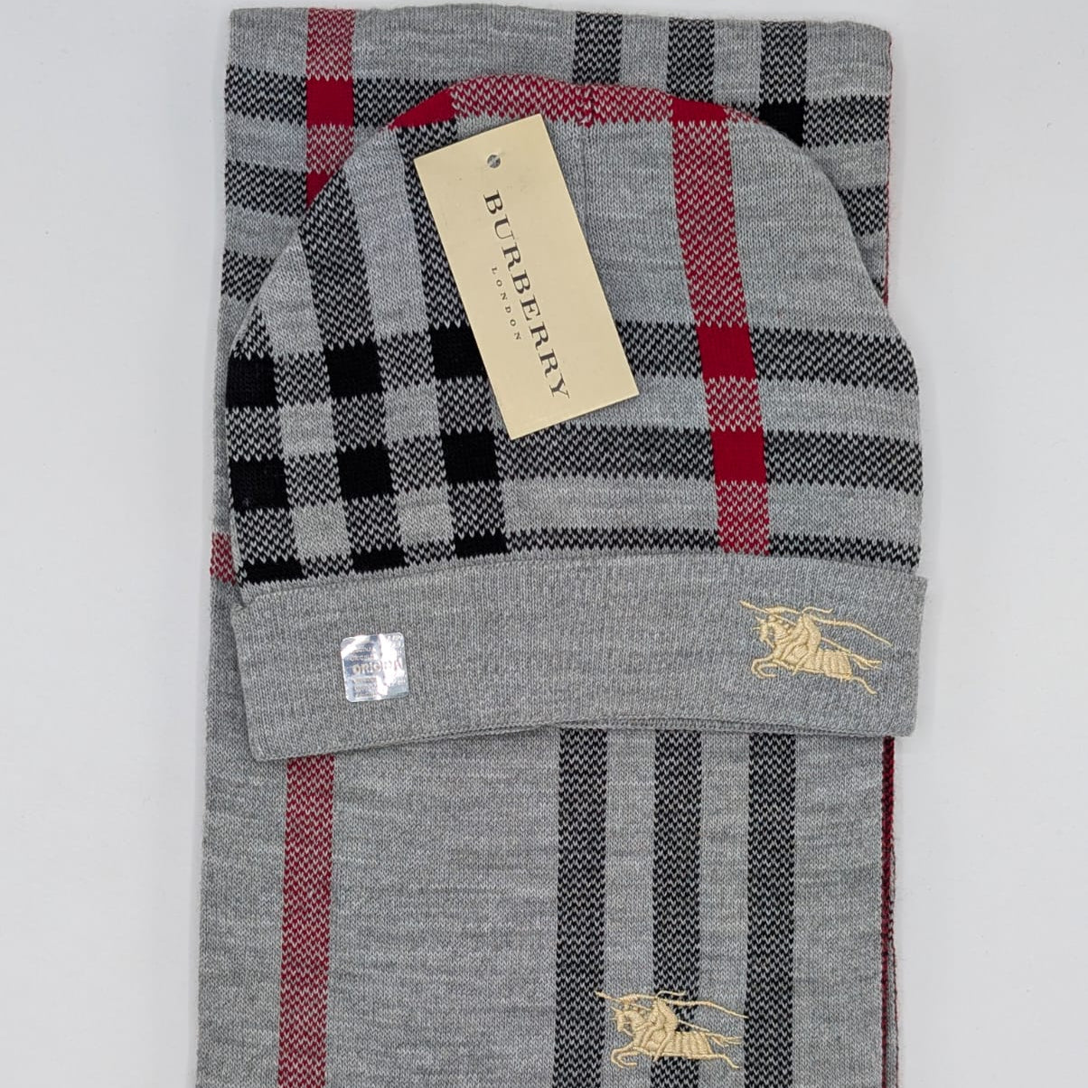 Burberry Scarf & Beanie