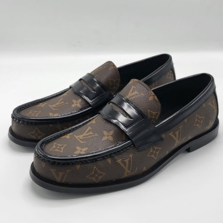 LOUIS VOUITTON 01