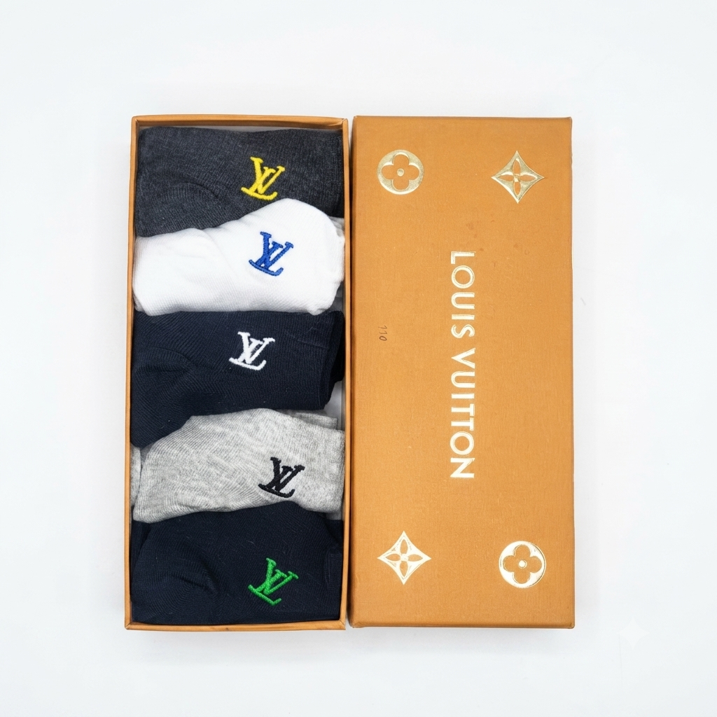 Louis Vuitton initials logo  five-pair set