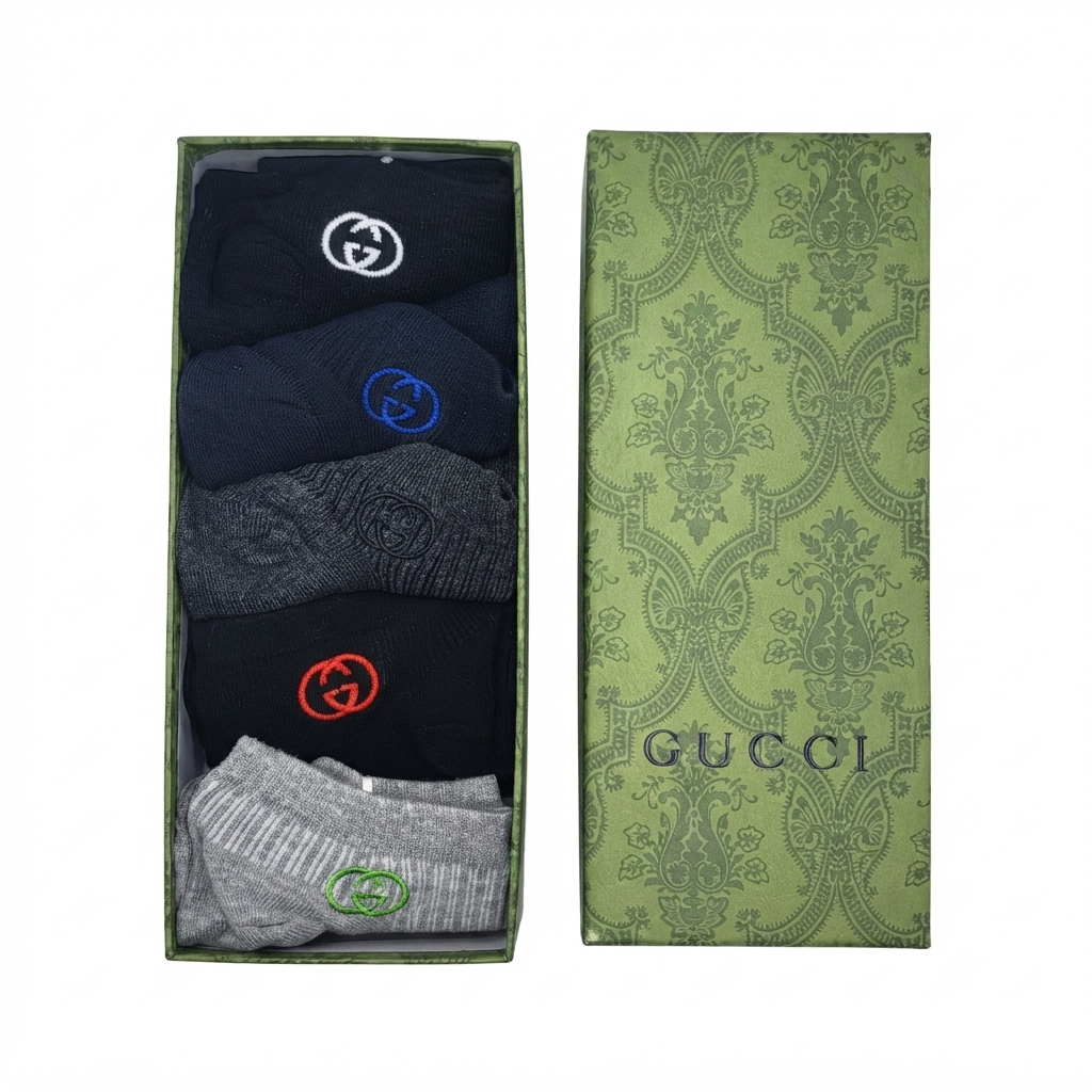 gucci  initials logo five-pair set