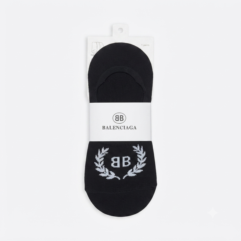 Balenciaga logo-embroidered black